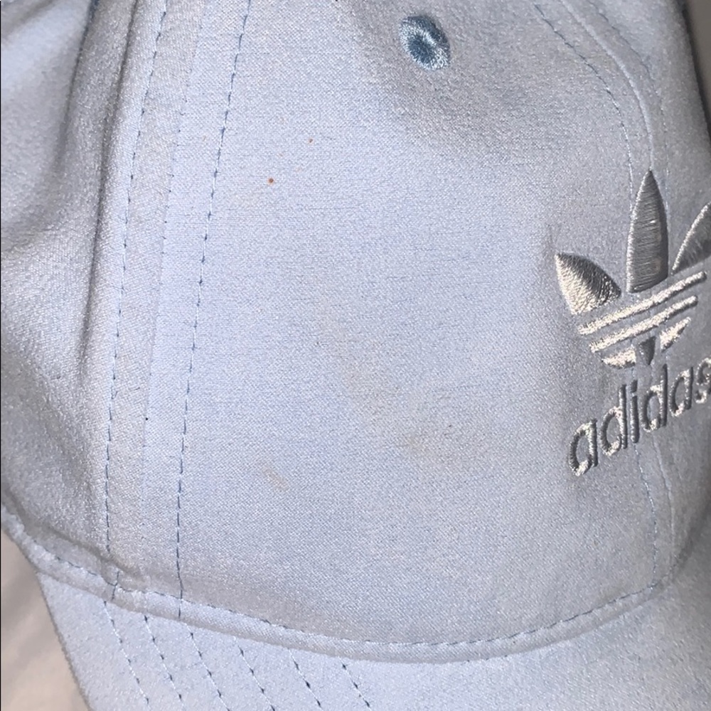 Adidas hat - Picture 2 of 9